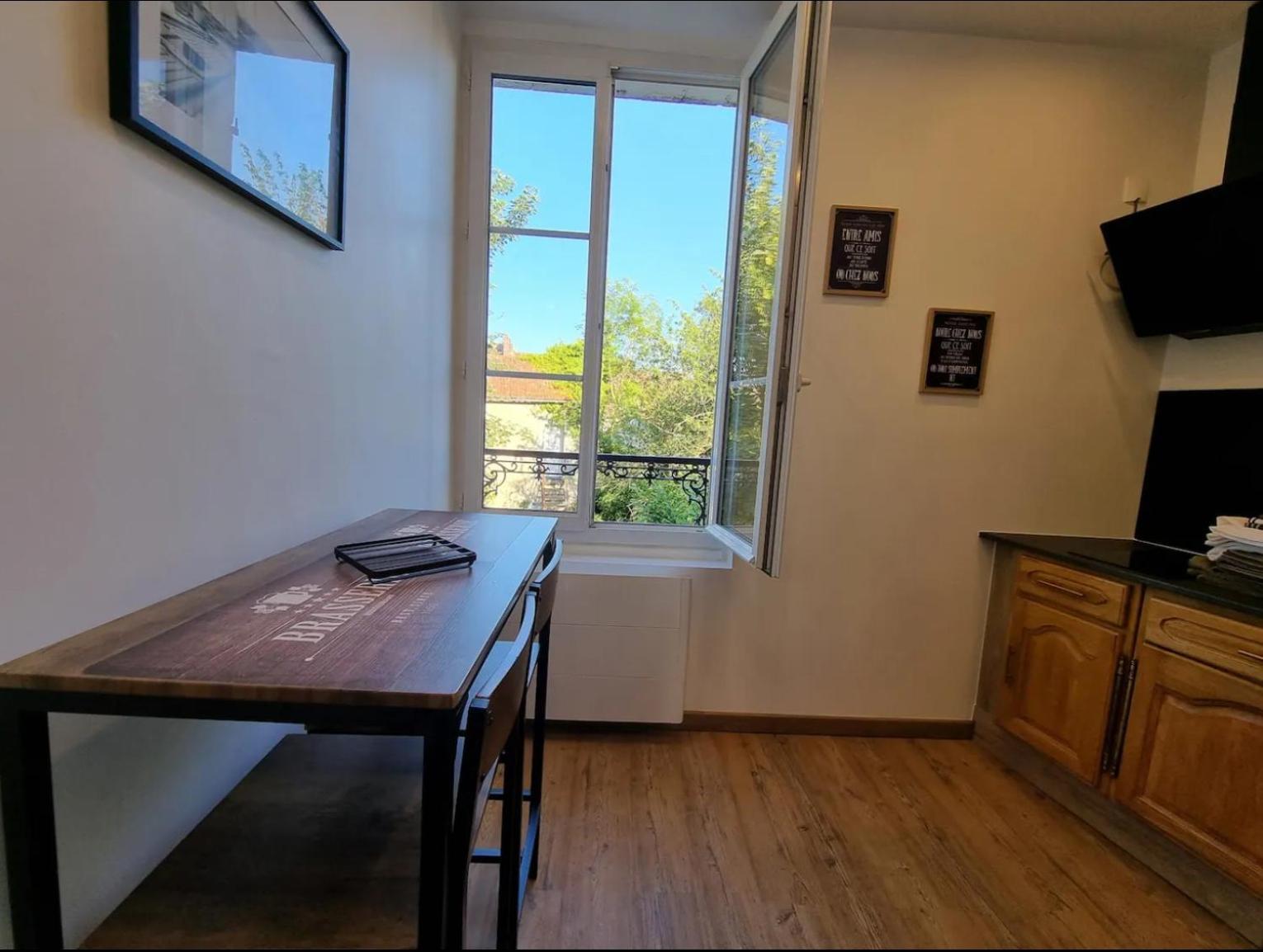 Elegance Provinoise Classe 3 Etoiles Apartment *